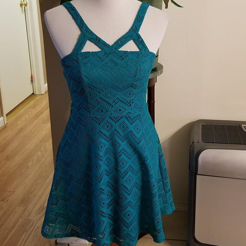 MATERIAL GIRLHIGH LOW TEAL DRESS SIZE MED